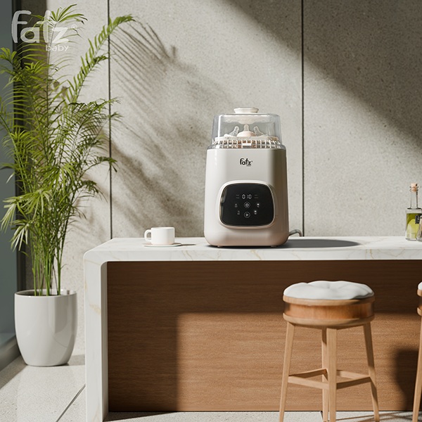 Máy rửa và tiệt trùng bình sữa Fatzbaby Cleanmax 2