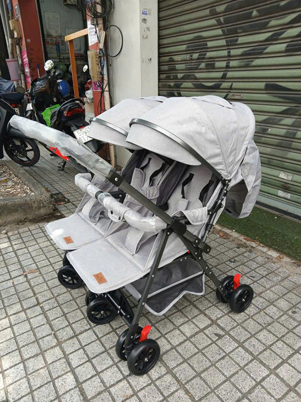 Xe đẩy sinh đôi A6