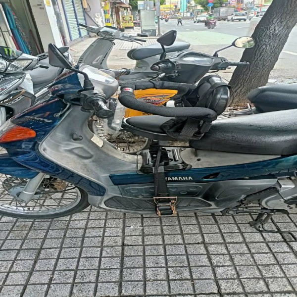 Ghế ngồi xe máy xe điện, tay ga có giảm xóc