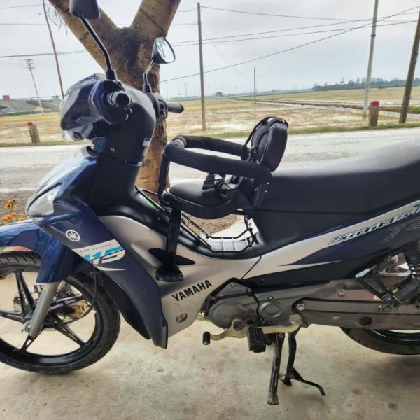 Ghế ngồi xe máy xe điện, tay ga có giảm xóc
